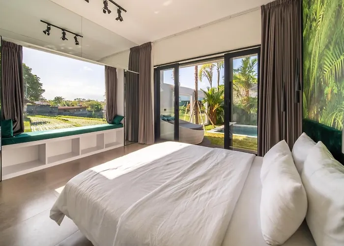 Villa Magic Vision 2Br With Private Pool, Jacuzzi, Sauna & Ricefield View Canggu