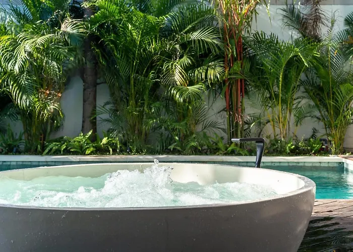 Villa Magic Vision 2Br With Private Pool, Jacuzzi, Sauna & Ricefield View * Canggu